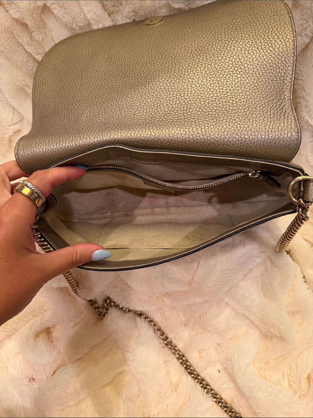 Gucci Metallic Taupe Pebbled Leather Crossbody with Tassel - Picture 5 of 5